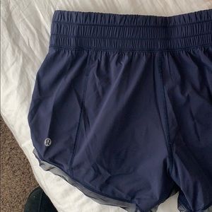 lululemon navy running shorts size 6